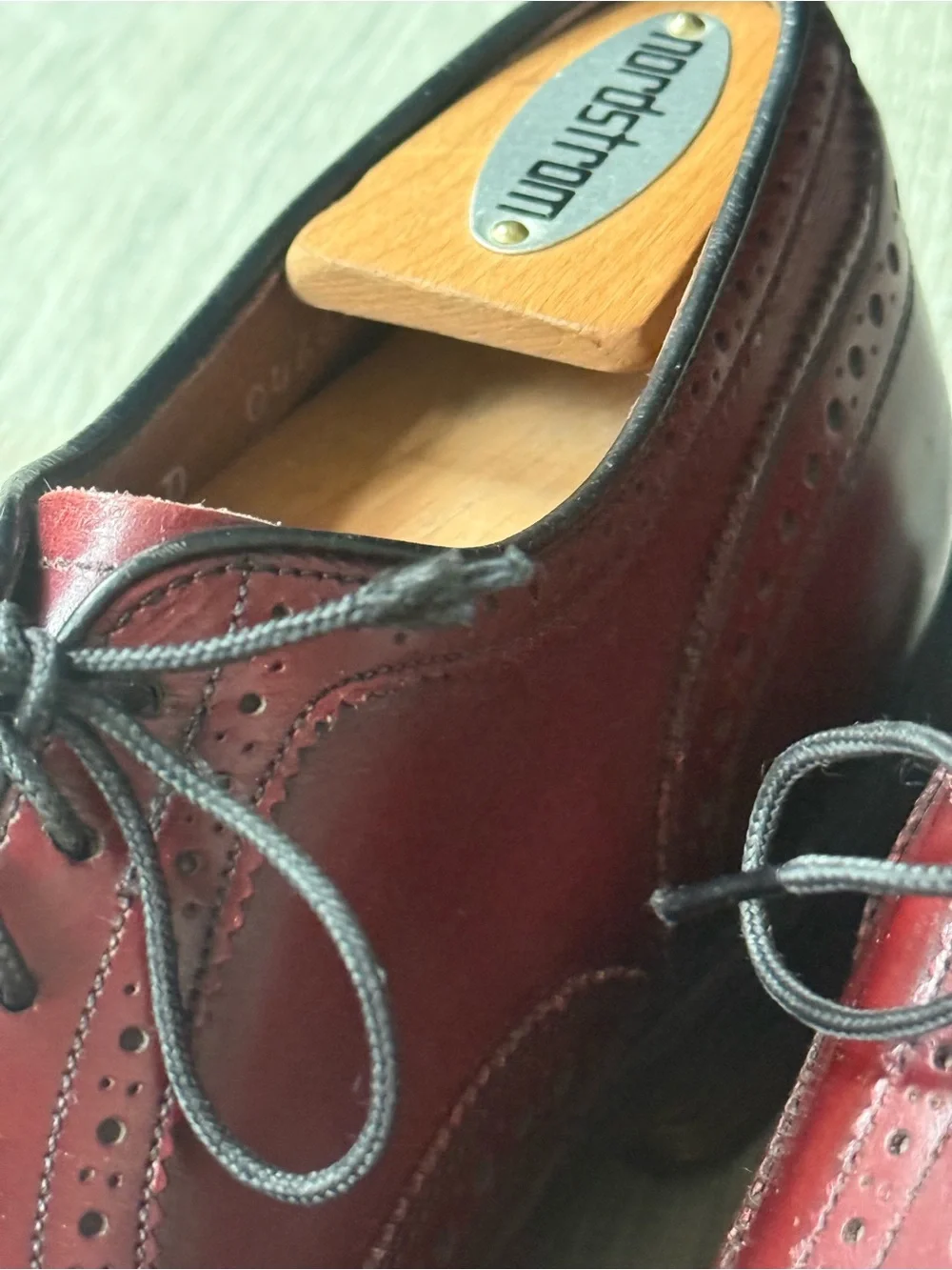 Vintage Allen Edmonds McAllister Burgundy Leather Wingtip Oxford Dress Shoes